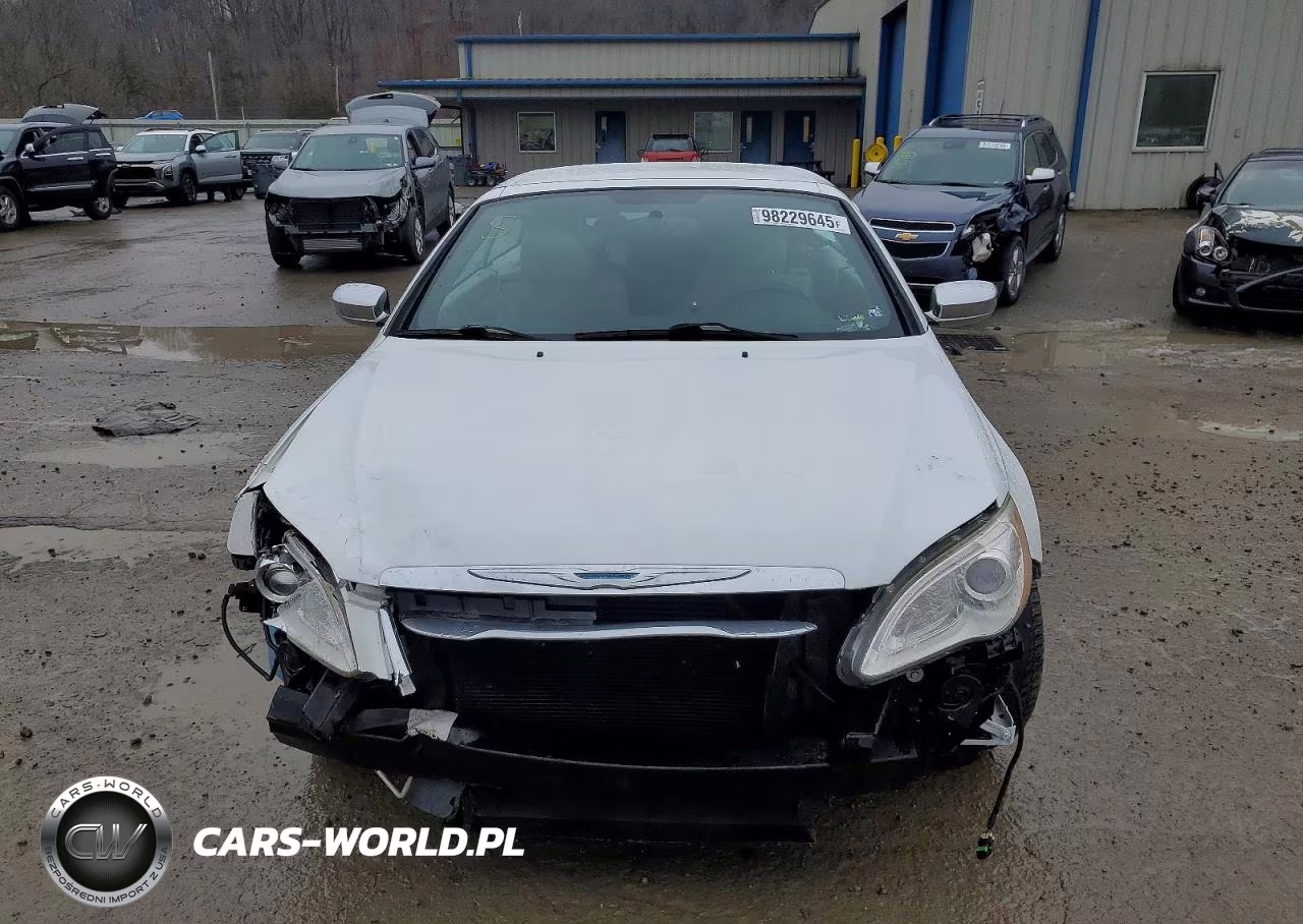 2013 Chrysler 200 Limited VIN:1C3BCBFG8DN584158 - 5