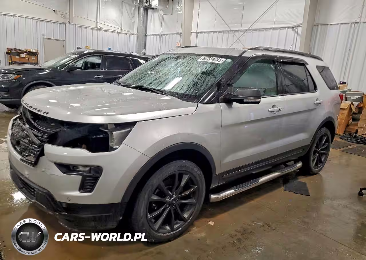 2018 Ford Explorer Xlt