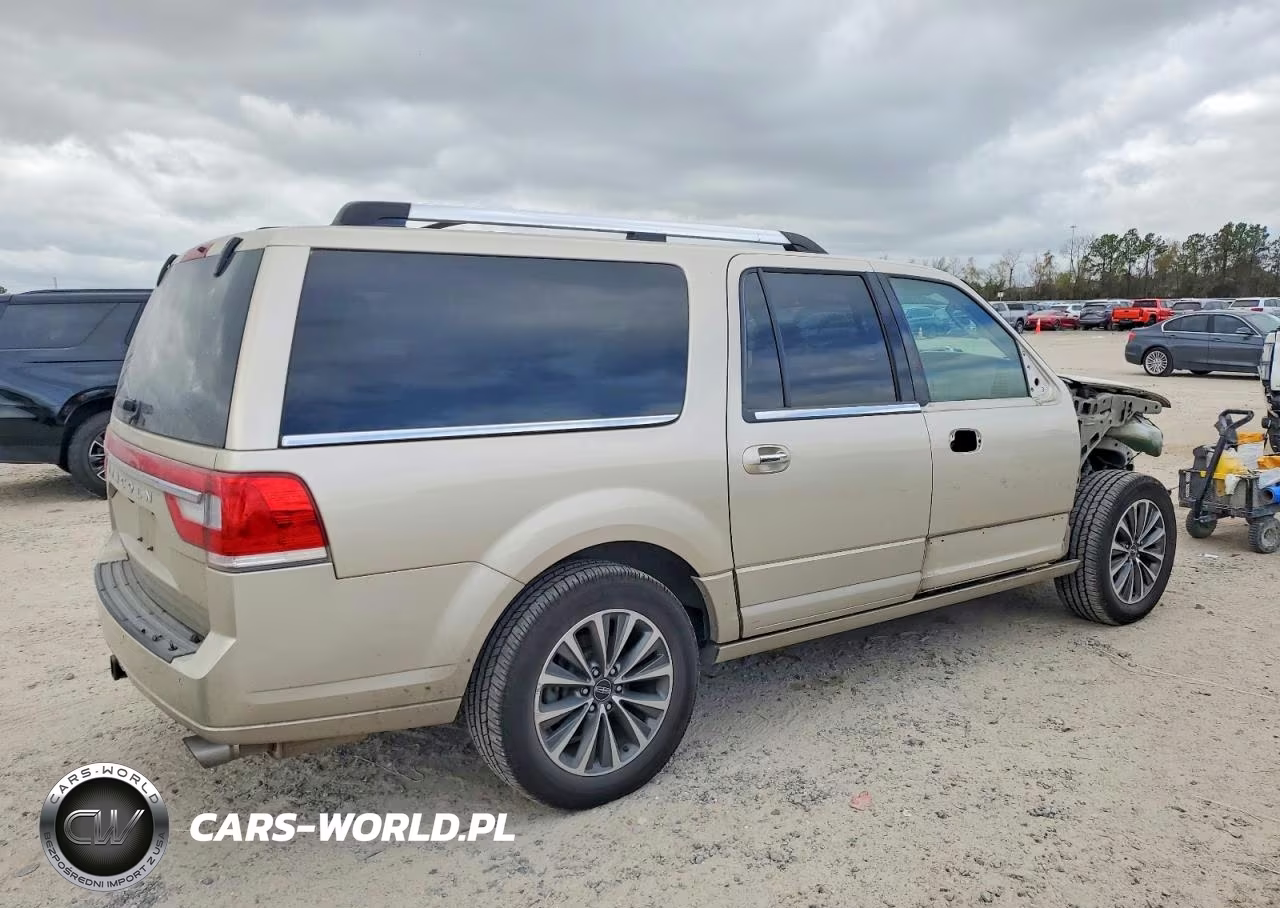 2017 Lincoln Navigator L Select VIN:5LMJJ3HT6HEL12221 - 3
