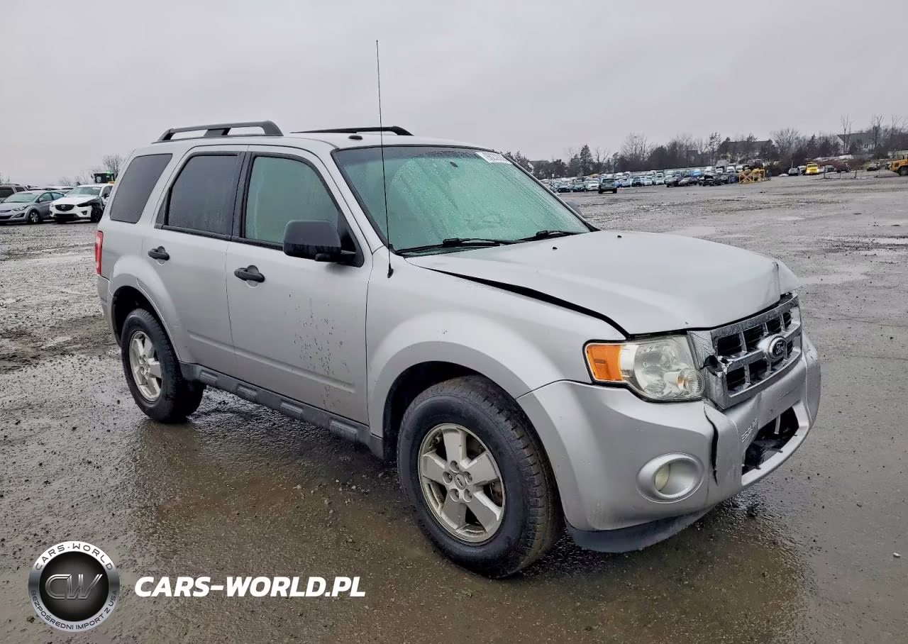 2010 Ford Escape Xlt VIN:1FMCU9D79AKC51906 - 4