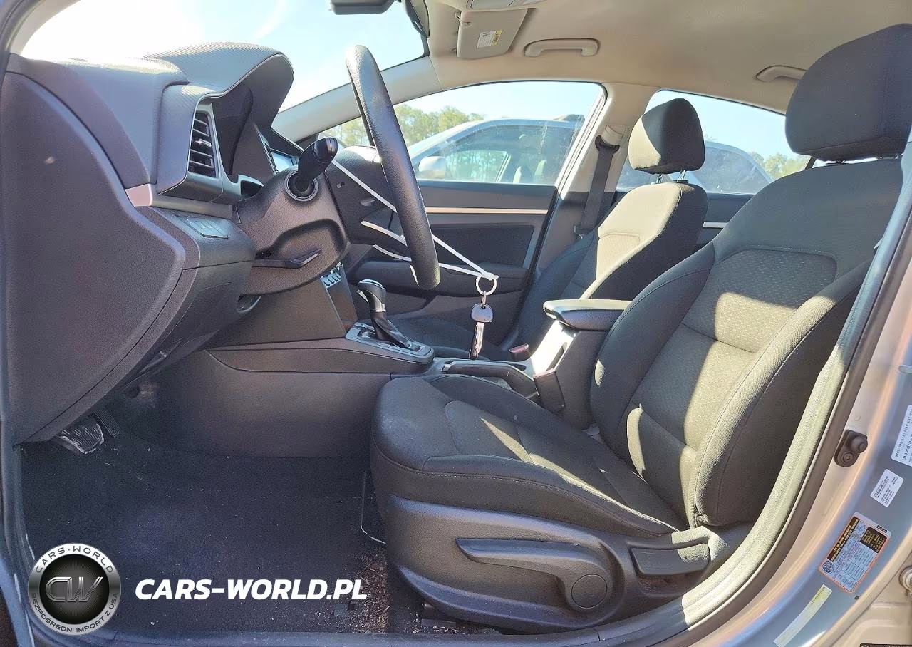 2020 Hyundai Elantra Sel VIN:5NPD84LF7LH626380 - 7
