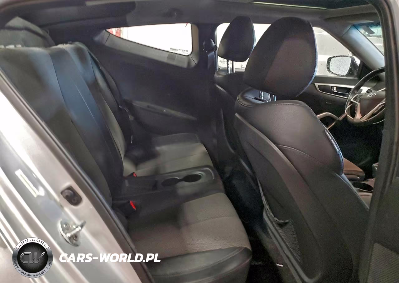 2013 Hyundai Veloster VIN:KMHTC6AD5DU121898 - 10