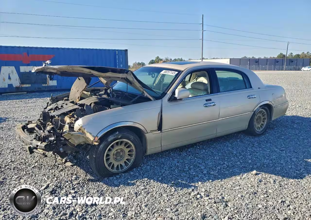 2001 Lincoln Town Car Cartier