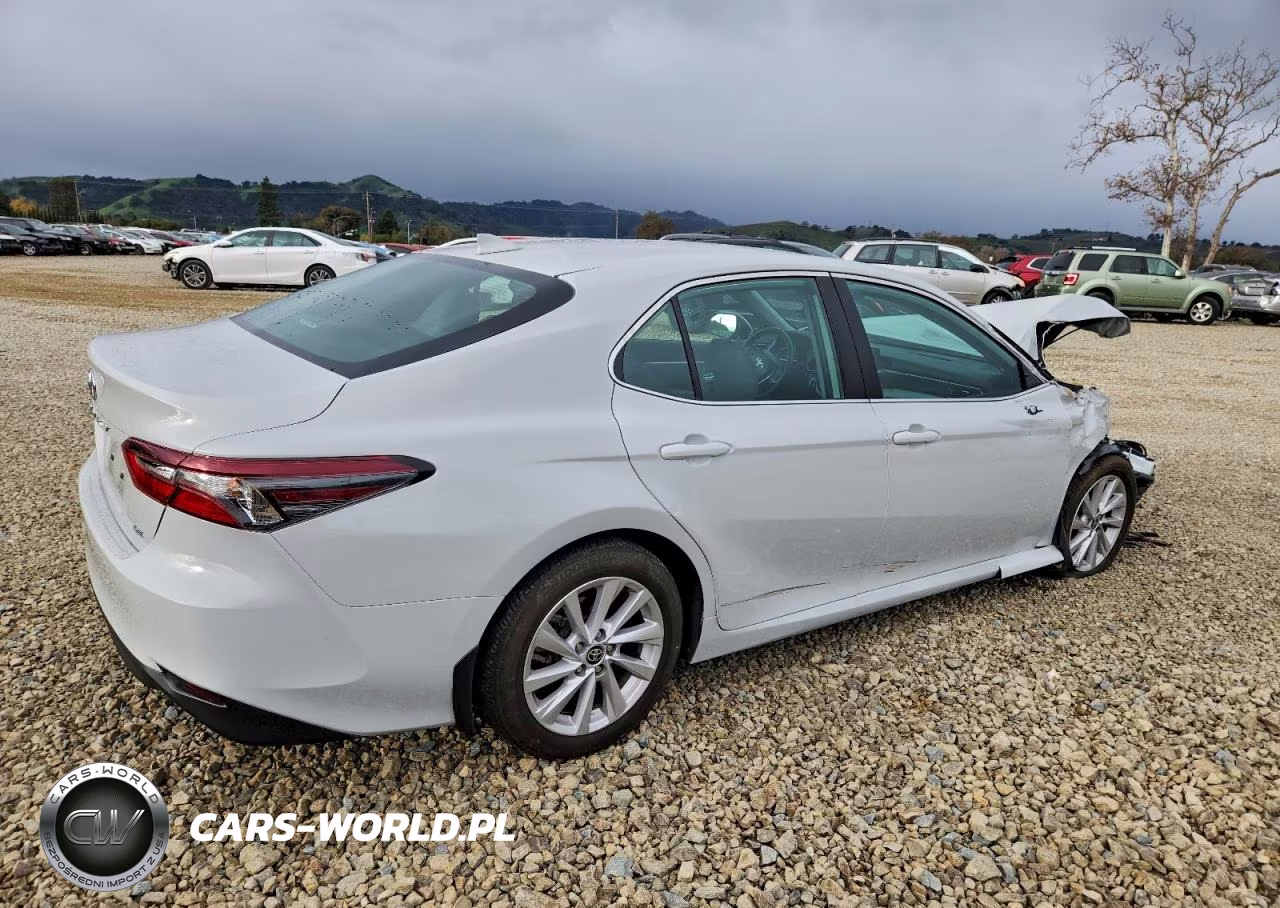 2022 Toyota Camry Le VIN:4T1R11AK4NU022329 - 3