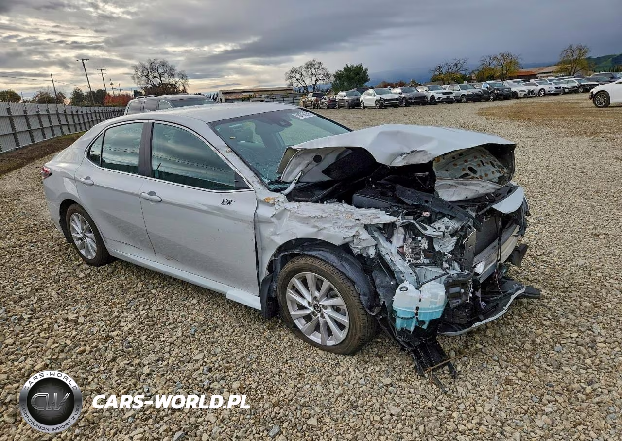 2022 Toyota Camry Le VIN:4T1R11AK4NU022329 - 4