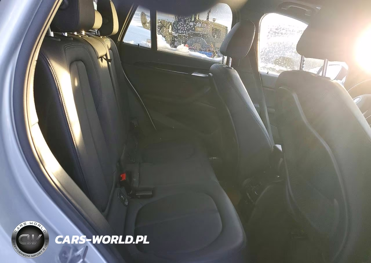 2020 BMW X1 xDrive28I VIN:WBXJG9C0XL5P77229 - 10