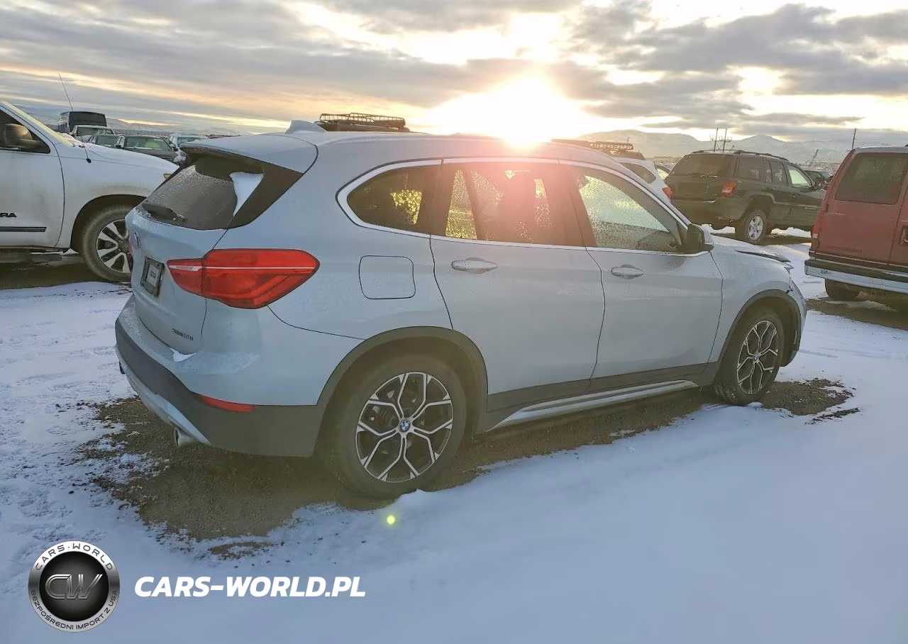 2020 BMW X1 xDrive28I VIN:WBXJG9C0XL5P77229 - 3