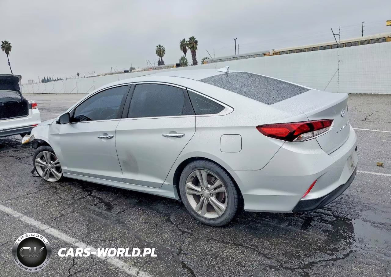 2018 Hyundai Sonata Sport VIN:5NPE34AFXJH617241 - 2