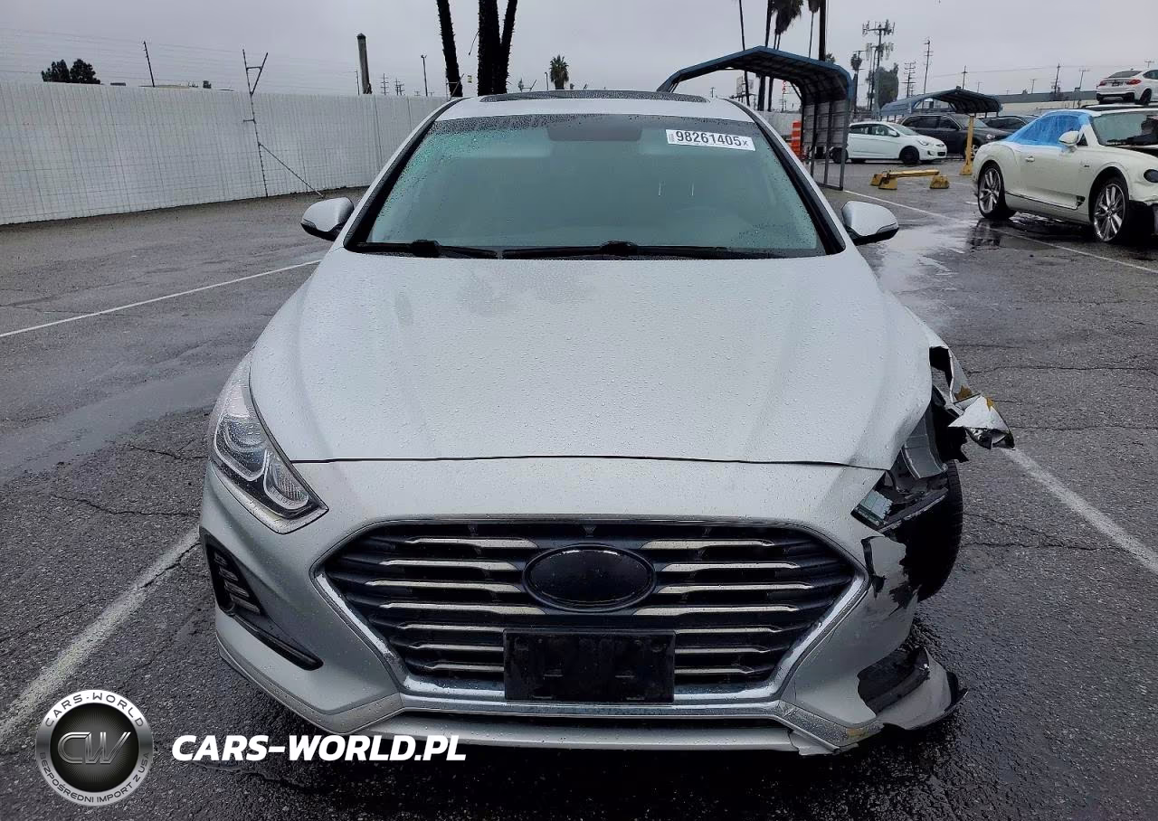 2018 Hyundai Sonata Sport VIN:5NPE34AFXJH617241 - 5