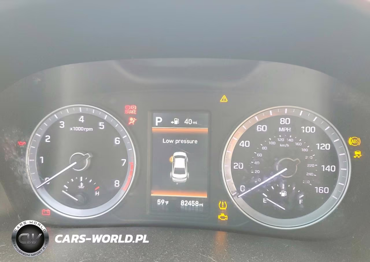 2018 Hyundai Sonata Sport VIN:5NPE34AFXJH617241 - 9