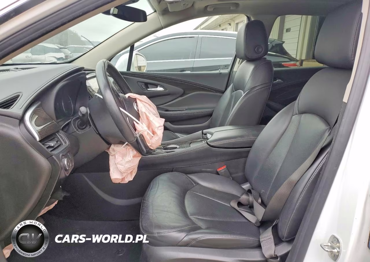 2020 Buick Envision Premium VIN:LRBFX3SX7LD157053 - 7