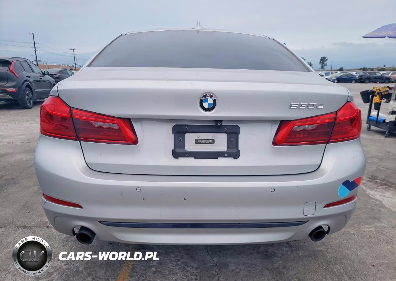 2018 BMW 530E VIN:WBAJA9C51JB033458 - 6