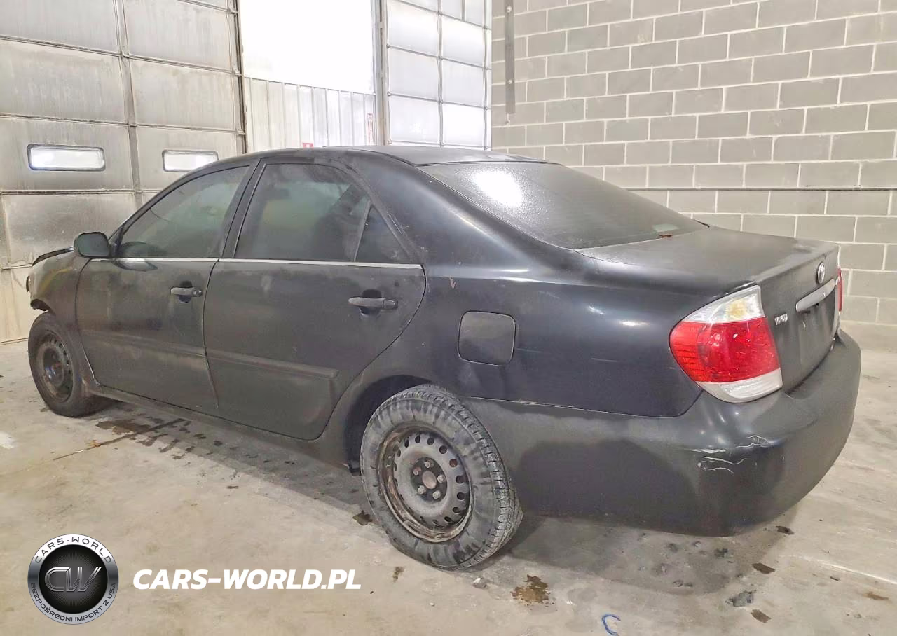 2005 Toyota Camry Le VIN:4T1BE32K55U047823 - 2