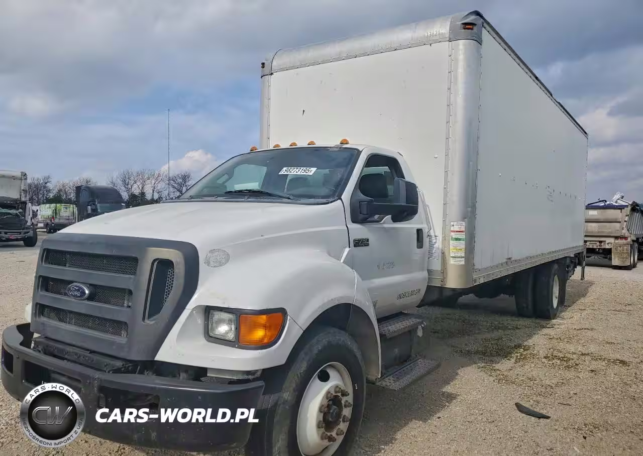 2013 Ford F750 Super Duty