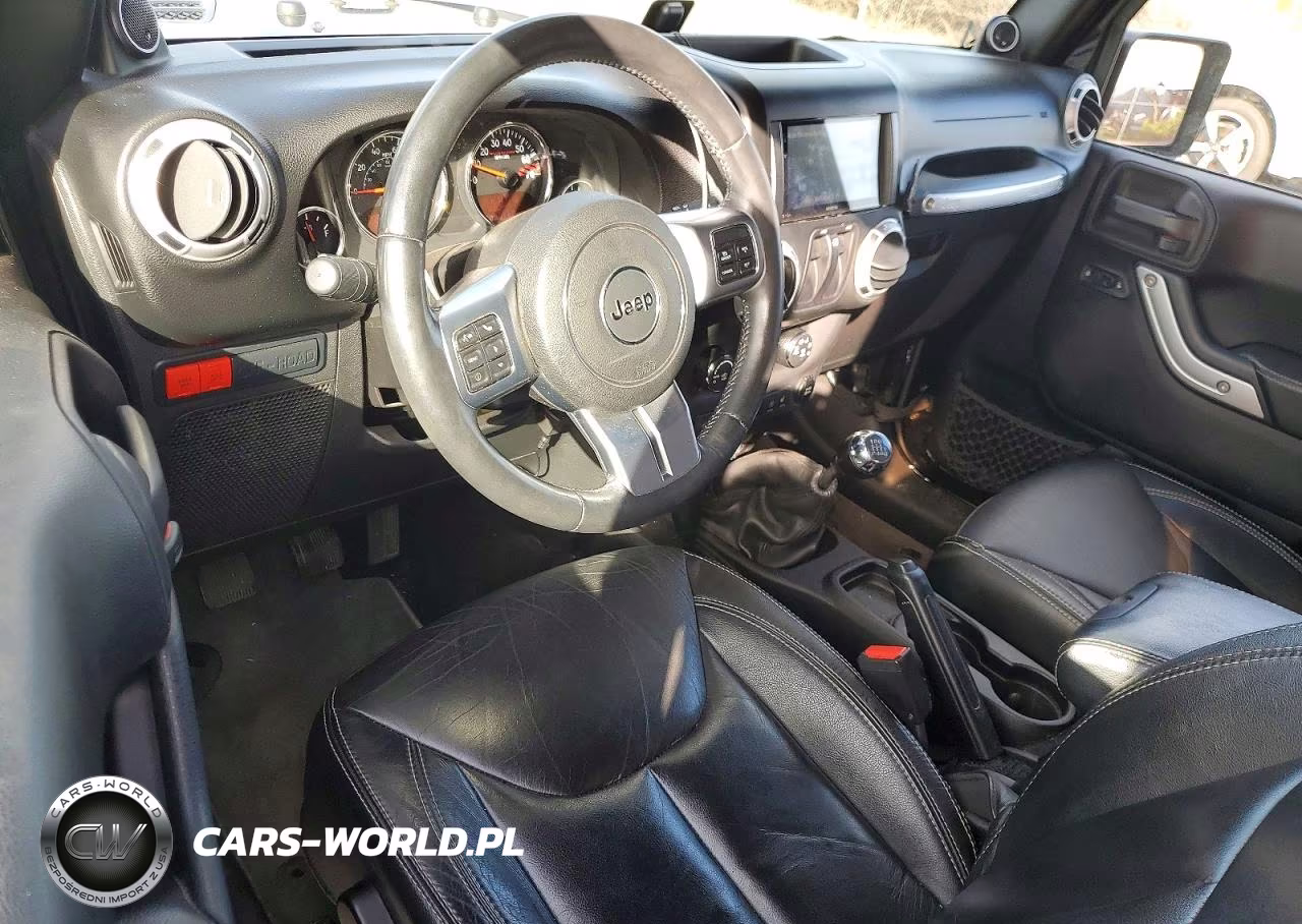 2014 Jeep Wrangler Rubicon VIN:1C4BJWCG1EL225132 - 8