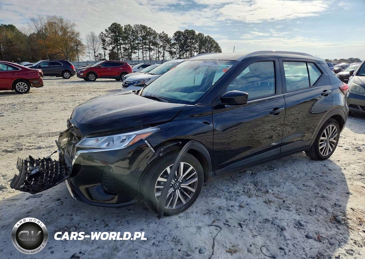 2022 Nissan Kicks Sv