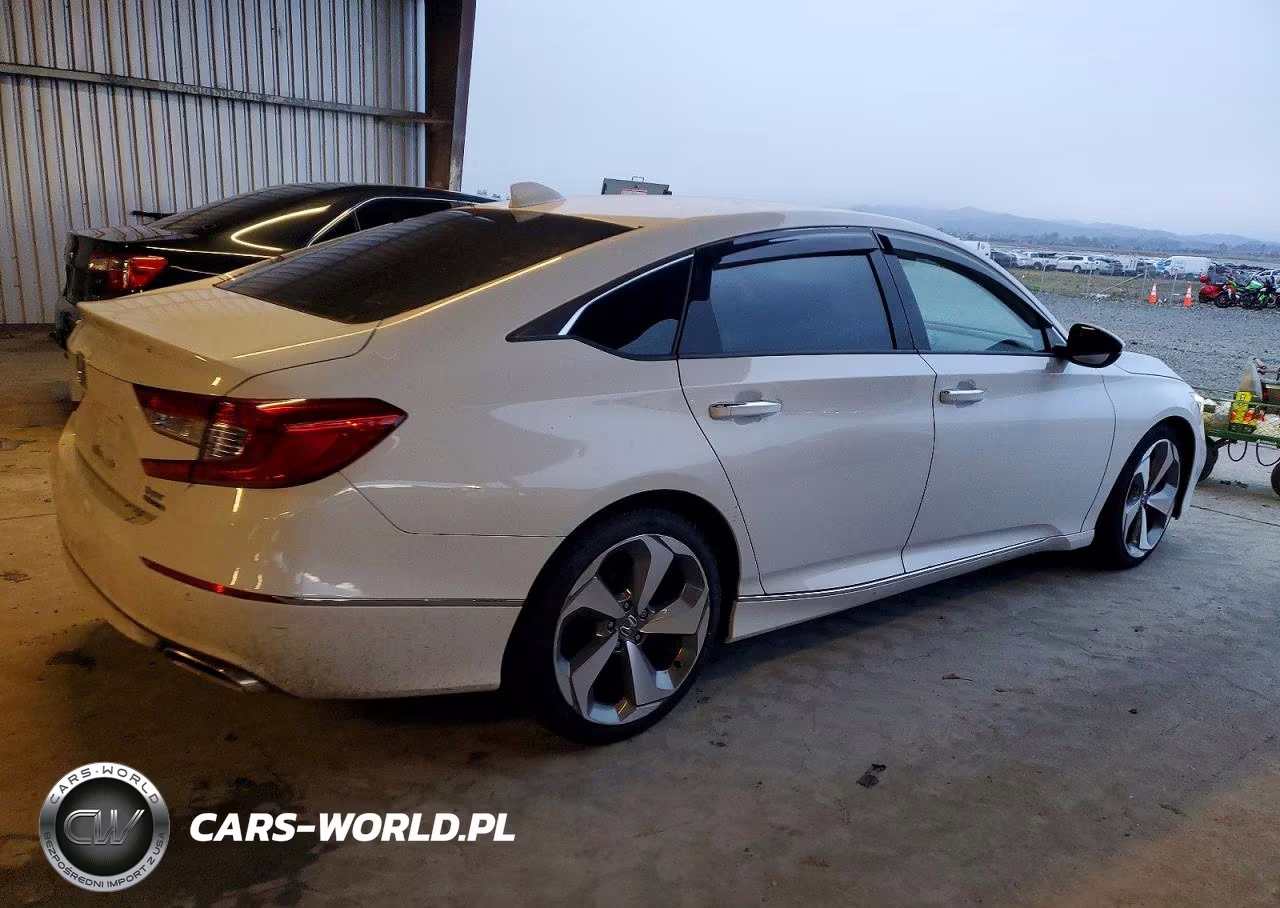 2019 Honda Accord Touring VIN:1HGCV2F91KA021793 - 3