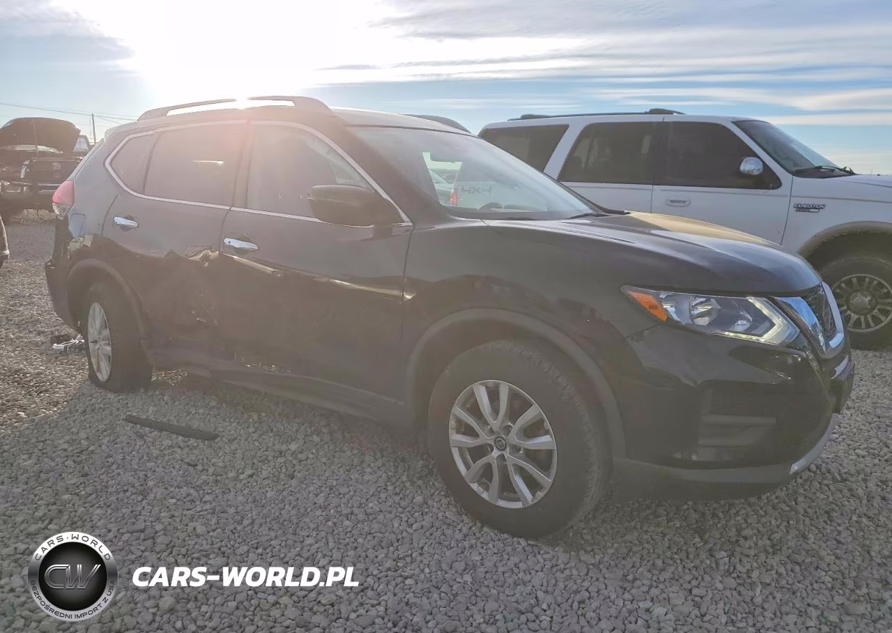 2019 Nissan Rogue S VIN:5N1AT2MV4KC753718 - 4