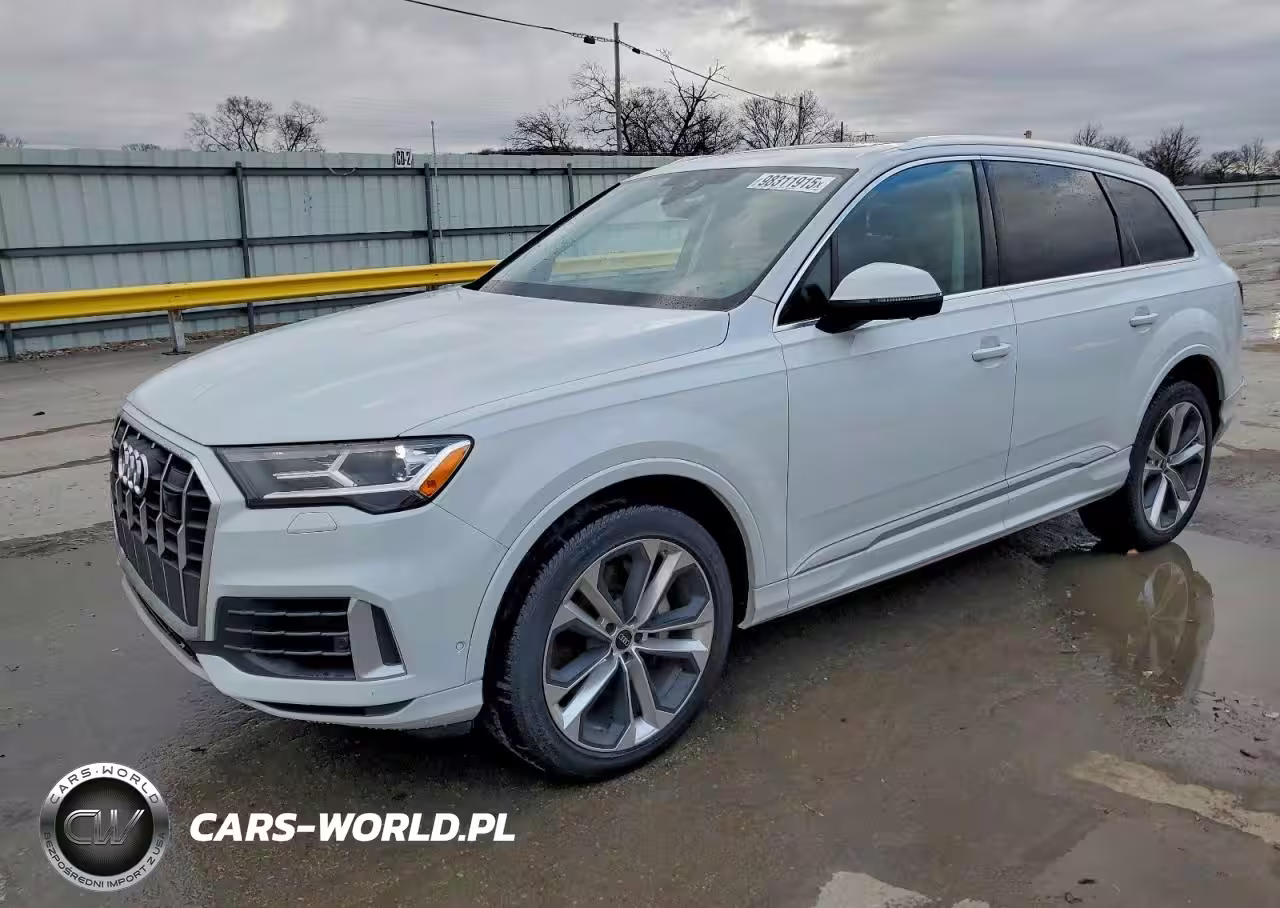 2023 Audi Q7 Premium Plus