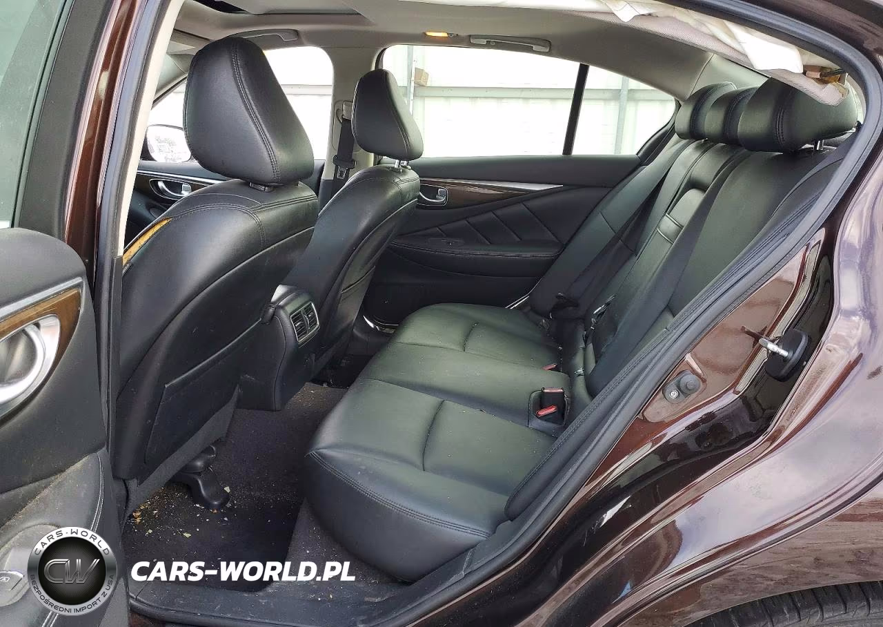2019 Infiniti Q50 Luxe VIN:JN1EV7AR9KM556335 - 10