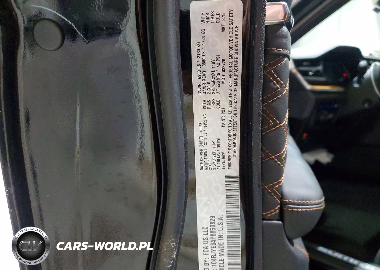 2023 Jeep Grand Cherokee Summit 4Xe VIN:1C4RJYE64P8859829 - 13
