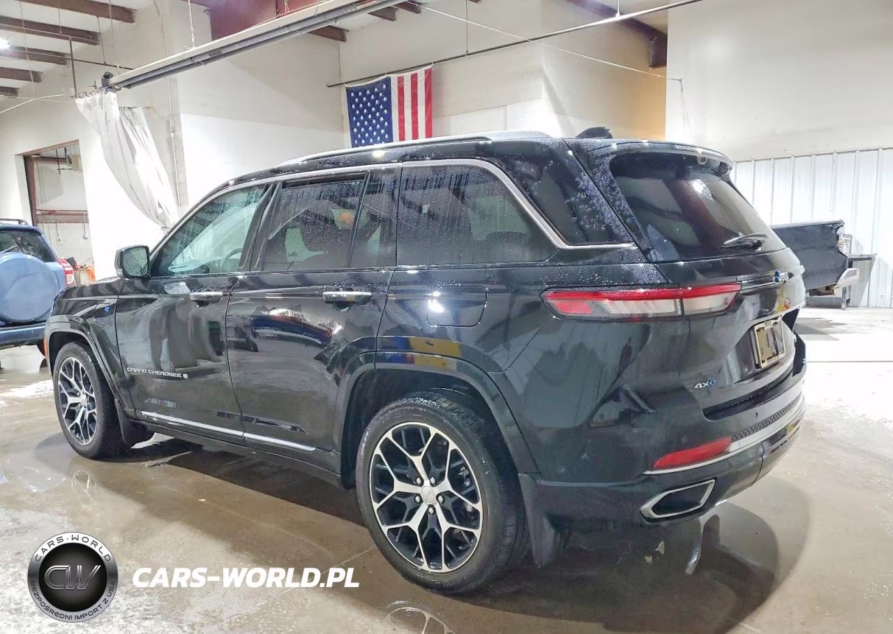 2023 Jeep Grand Cherokee Summit 4Xe VIN:1C4RJYE64P8859829 - 2