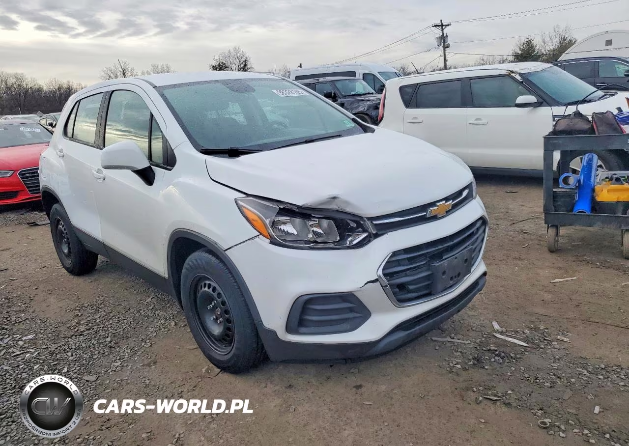 2018 Chevrolet Trax Ls VIN:KL7CJKSB5JB720689 - 4