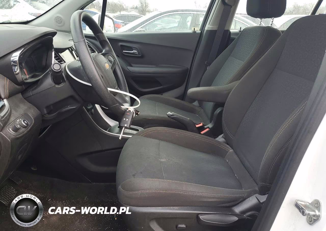 2018 Chevrolet Trax Ls VIN:KL7CJKSB5JB720689 - 7