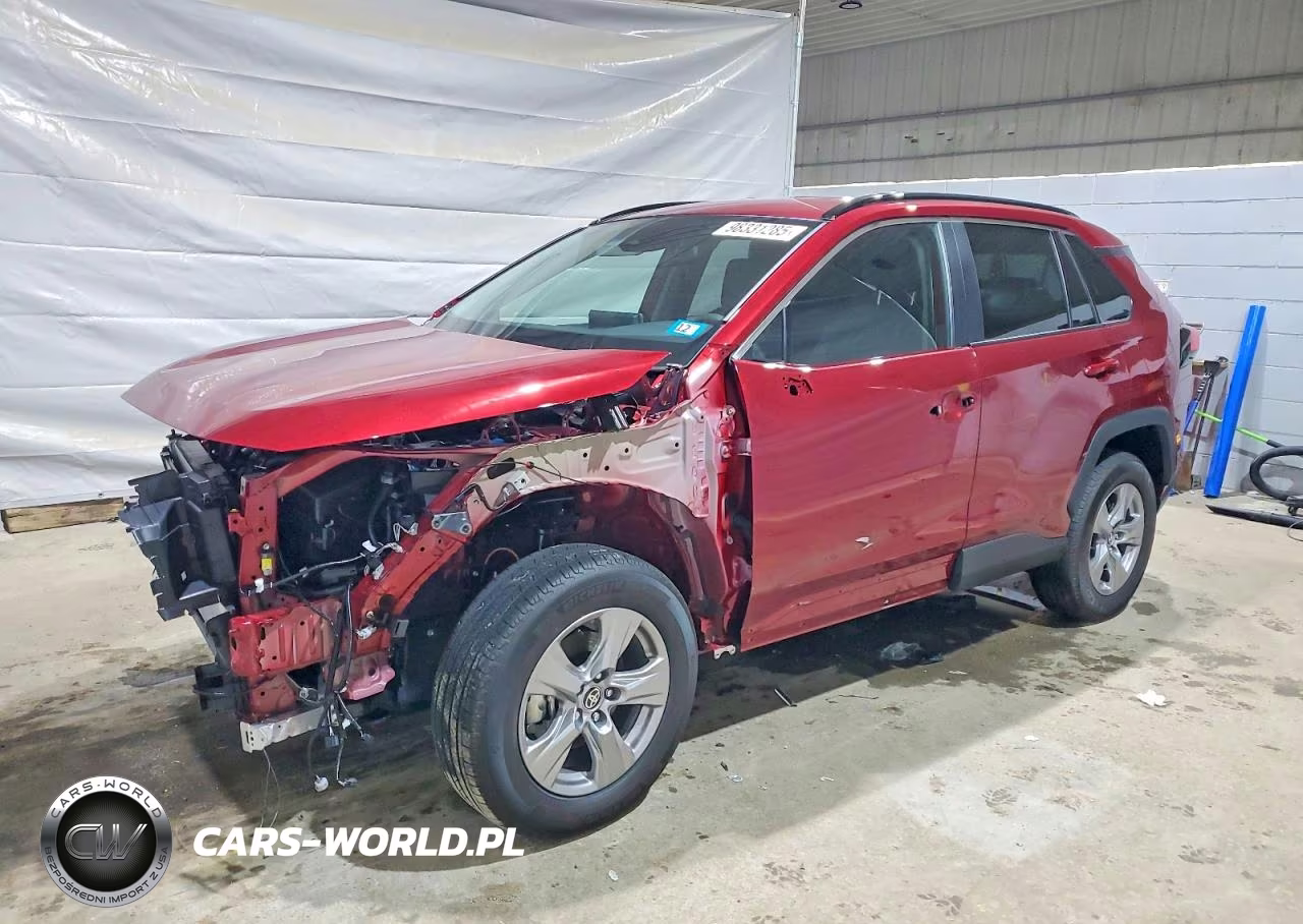 2025 Toyota Rav4 Xle – zdjęcie 1 z 14