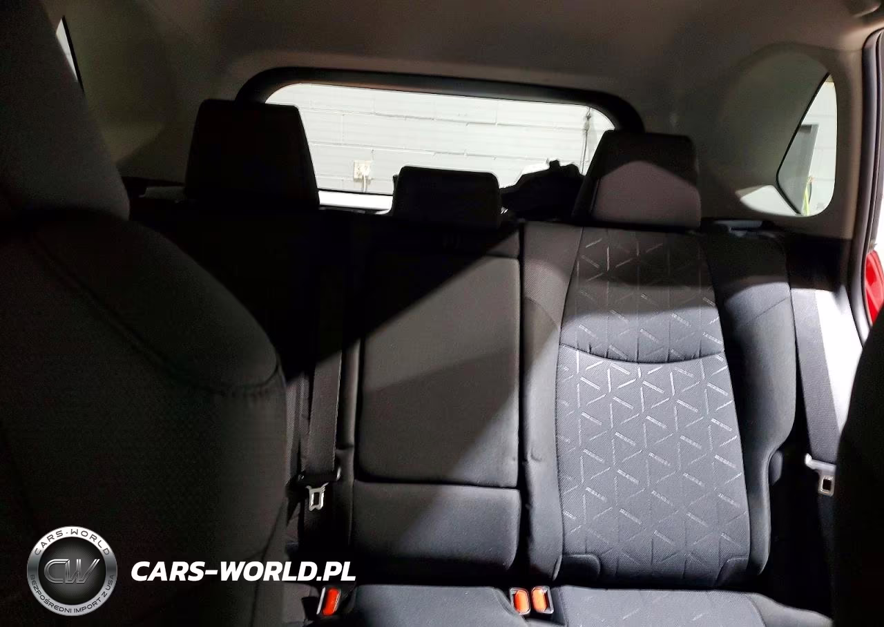 2025 Toyota Rav4 Xle VIN:2T3P1RFV1SW590761 - 10