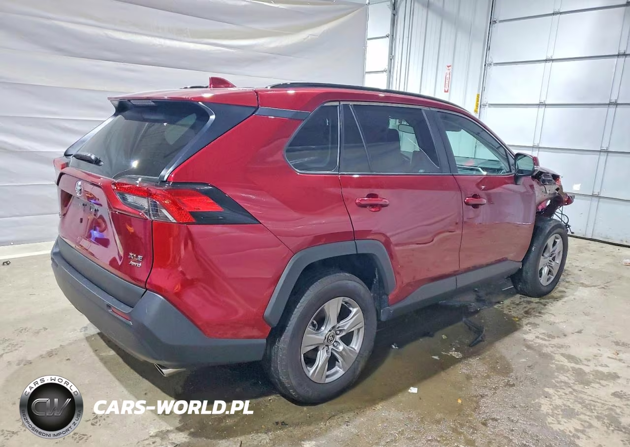 2025 Toyota Rav4 Xle VIN:2T3P1RFV1SW590761 - 3