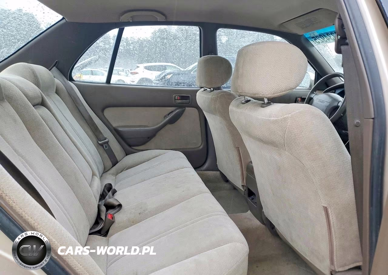 1996 Toyota Camry Dx VIN:4T1BG12K6TU828667 - 10