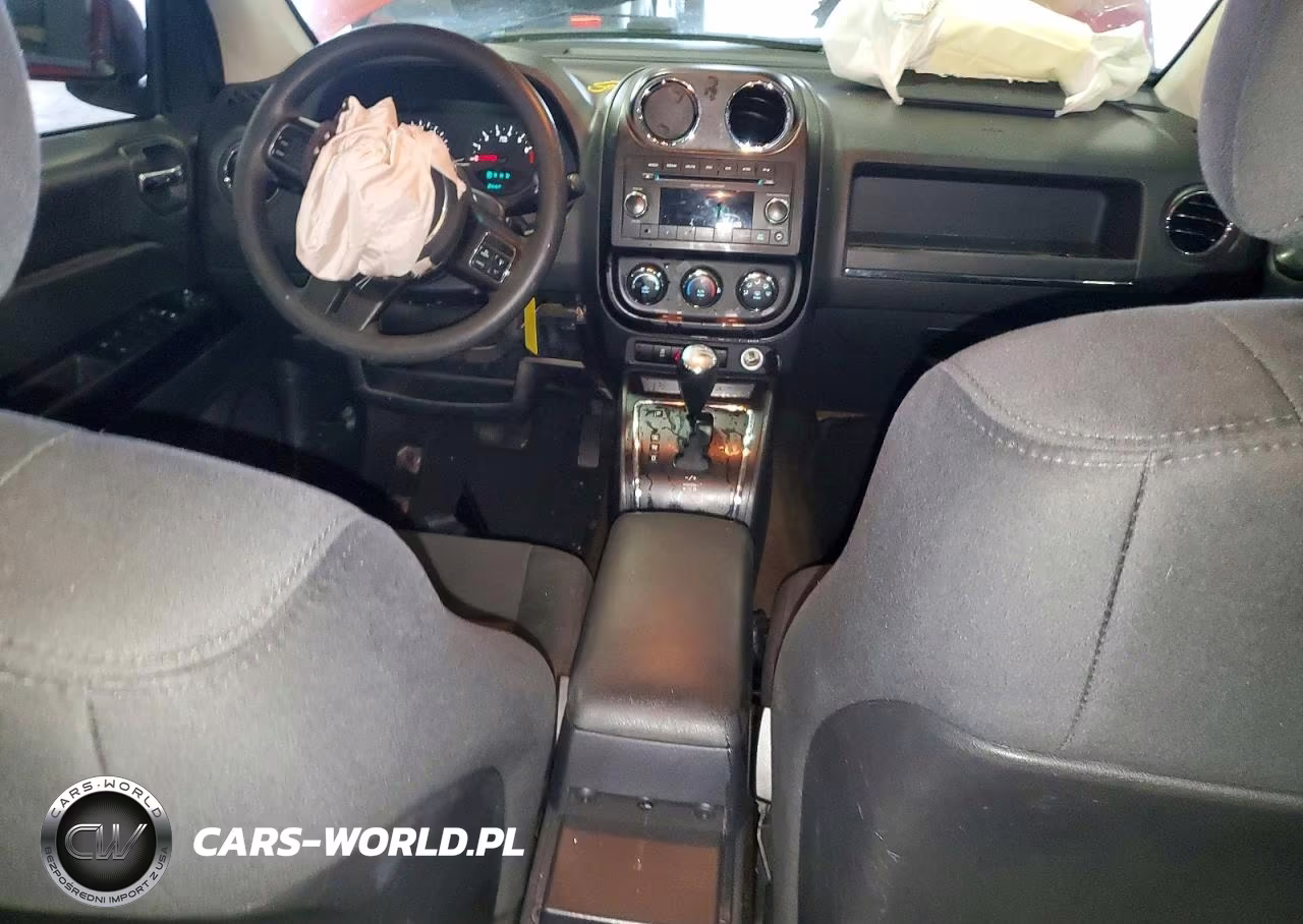 2013 Jeep Compass Sport VIN:1C4NJCBBXDD255269 - 8