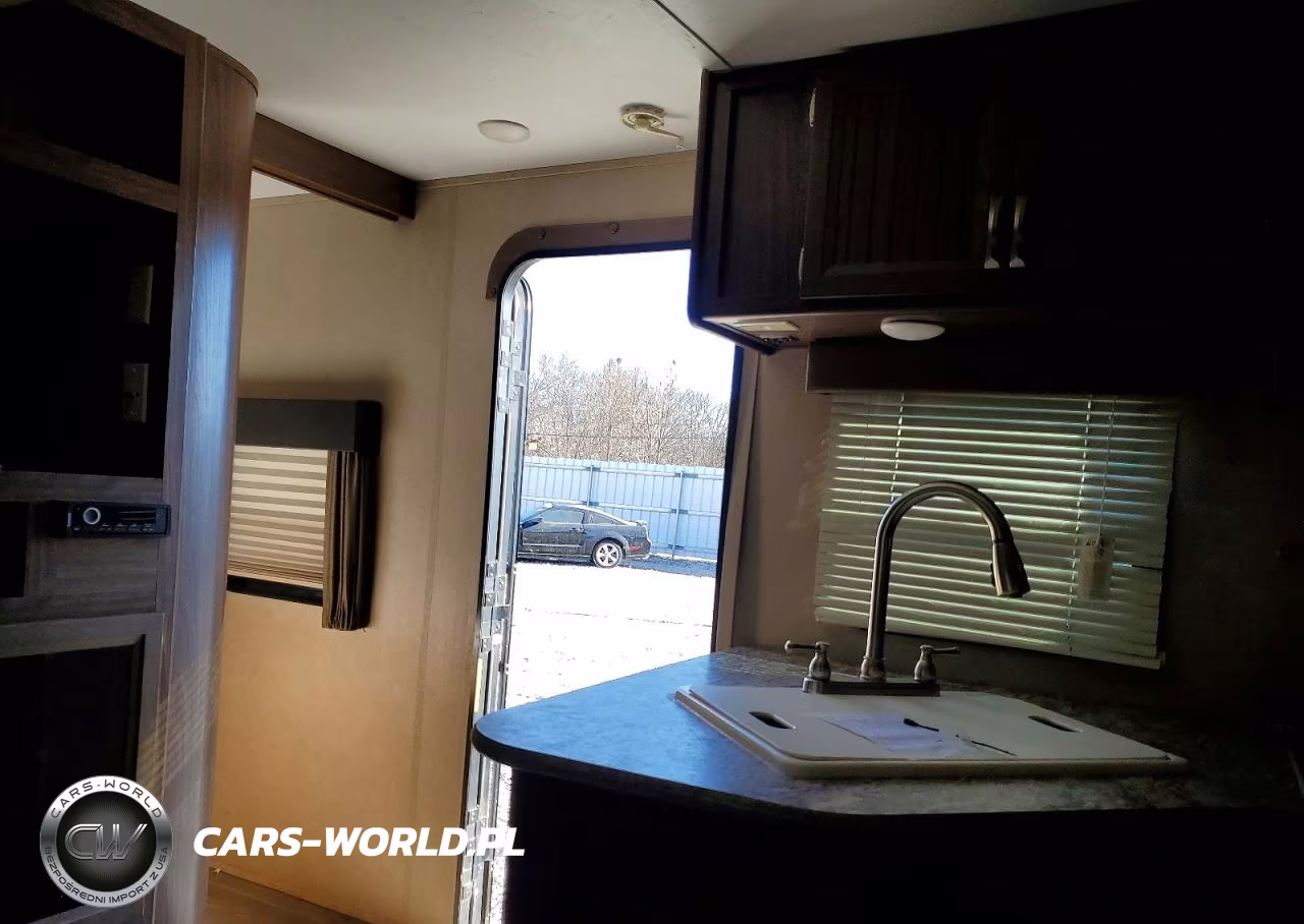 2016 Coleman Camper VIN:4YDT30121GM935242 - 5
