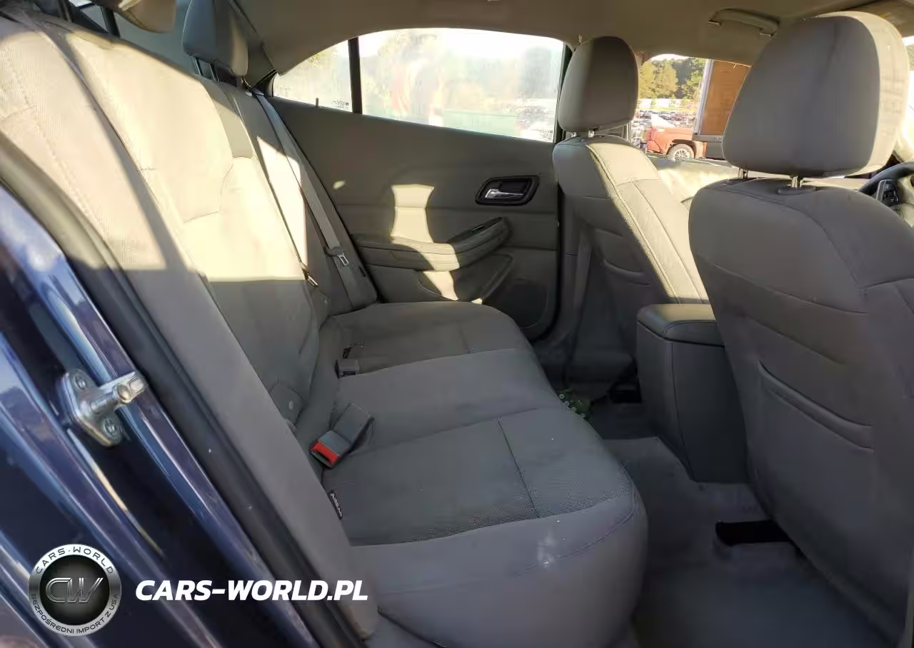 2014 Chevrolet Malibu Ls VIN:1G11A5SLXEF157893 - 10