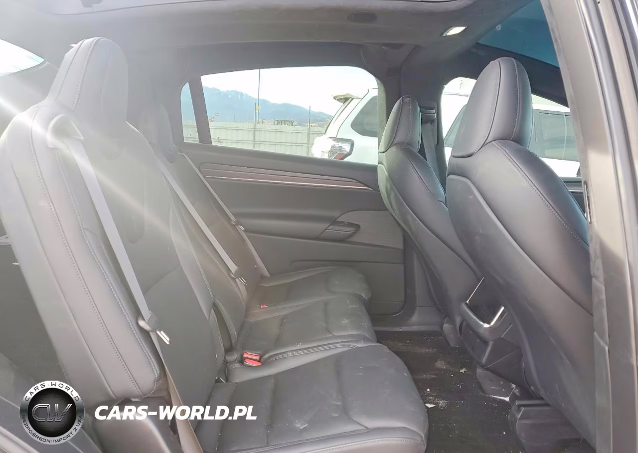 2024 Tesla Model X VIN:7SAXCDE52RF450929 - 10