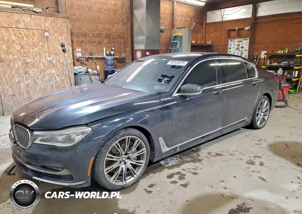 2016 BMW 750 Xi