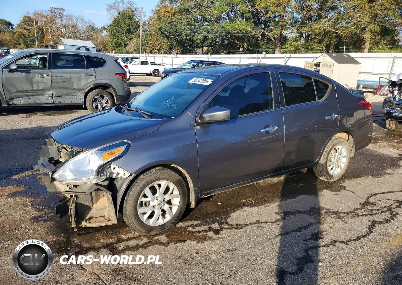 2019 Nissan Versa Sv