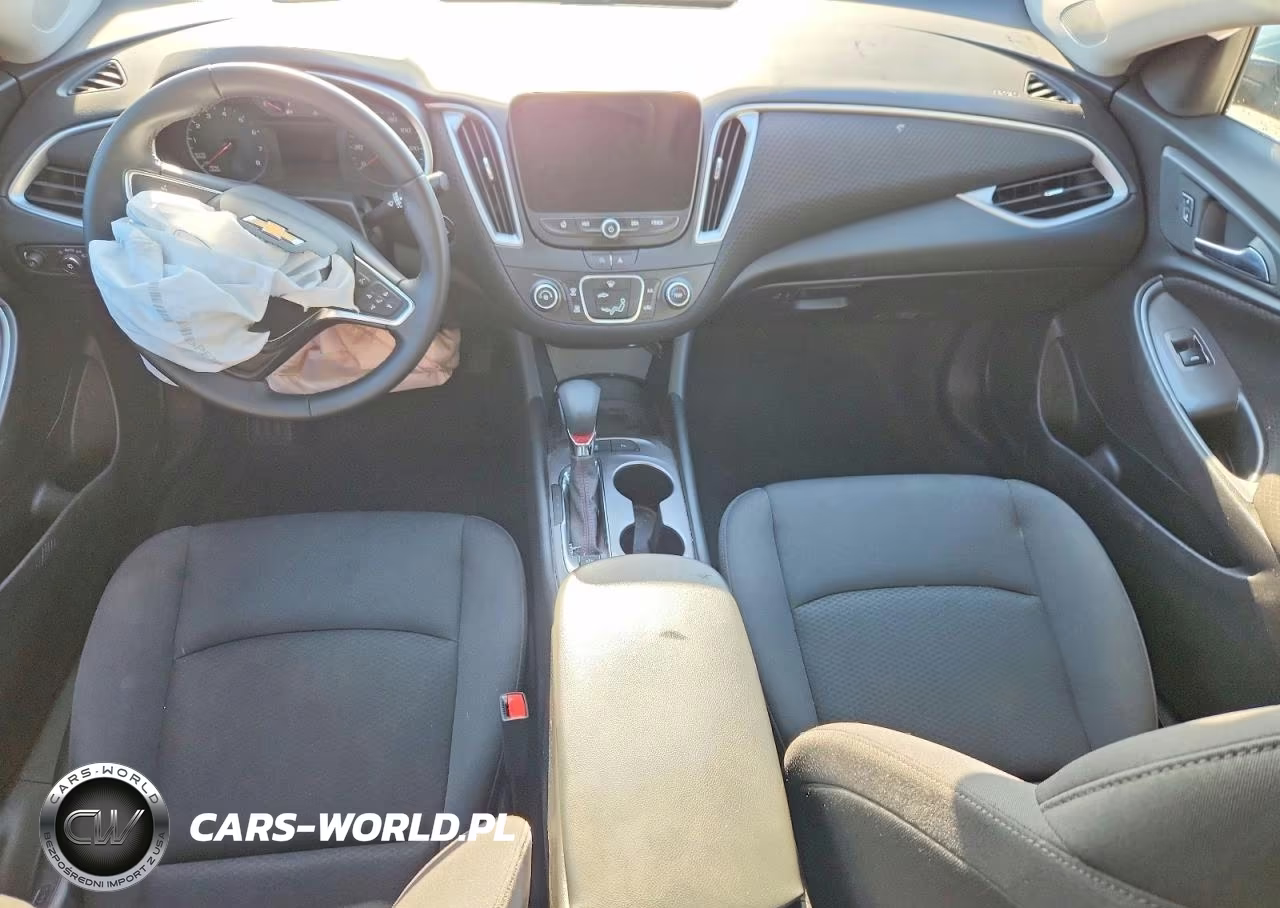 2025 Chevrolet Malibu Rs VIN:1G1ZG5ST6SF150226 - 8