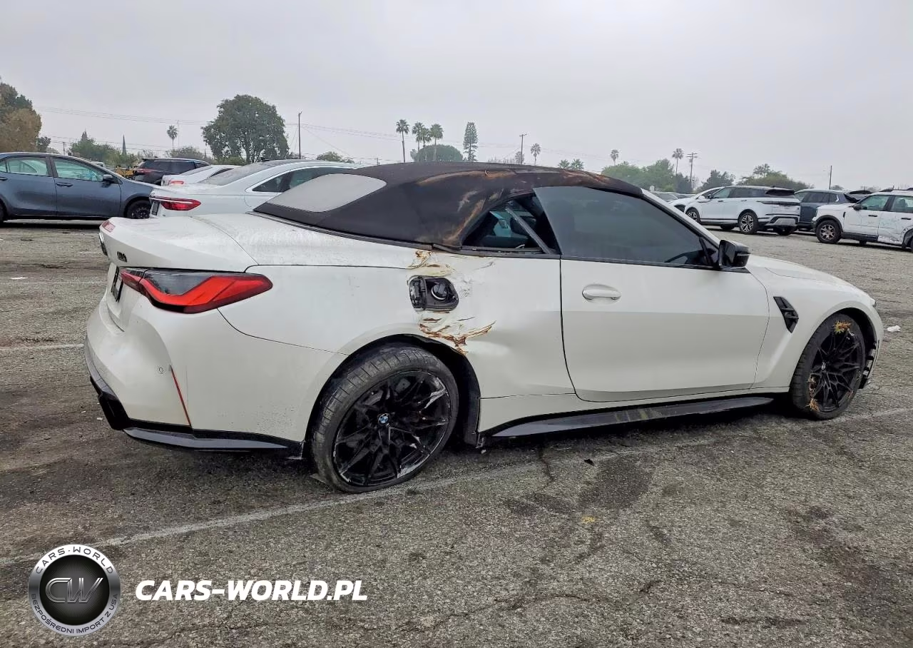 2022 BMW M4 Competition VIN:WBS33BA07NCK18126 - 3