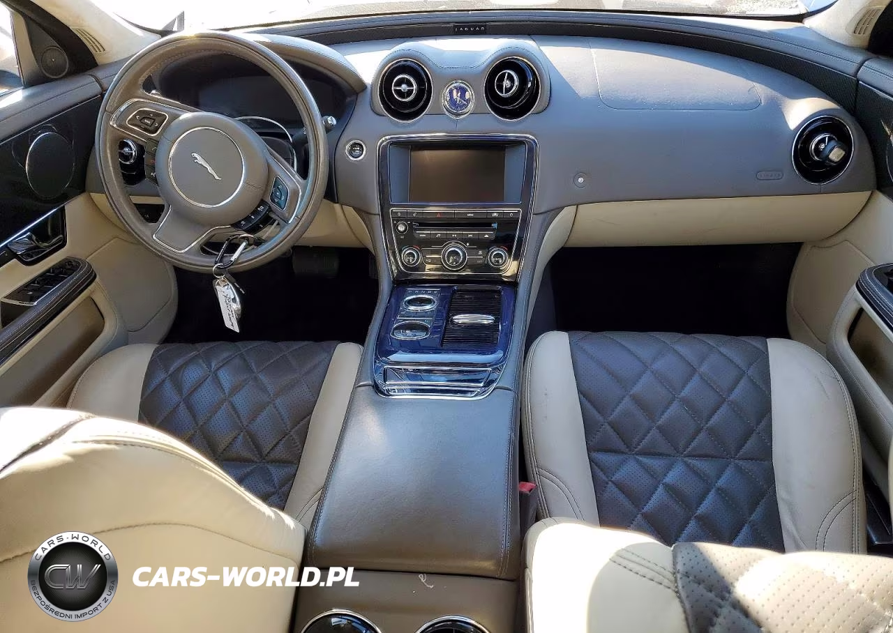 2012 Jaguar Xj VIN:SAJWA1CB2CLV29514 - 8