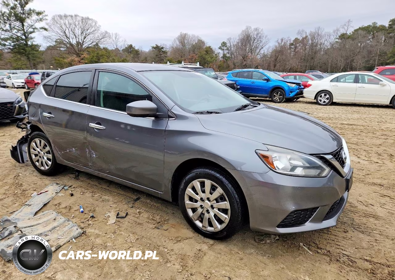 2018 Nissan Sentra S VIN:3N1AB7AP3JY203302 - 4