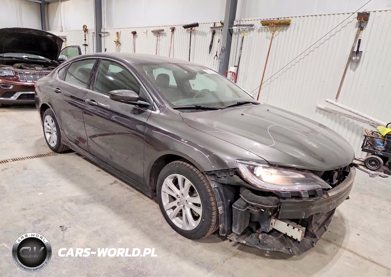 2015 Chrysler 200 Limited VIN:1C3CCCAB7FN696846 - 4