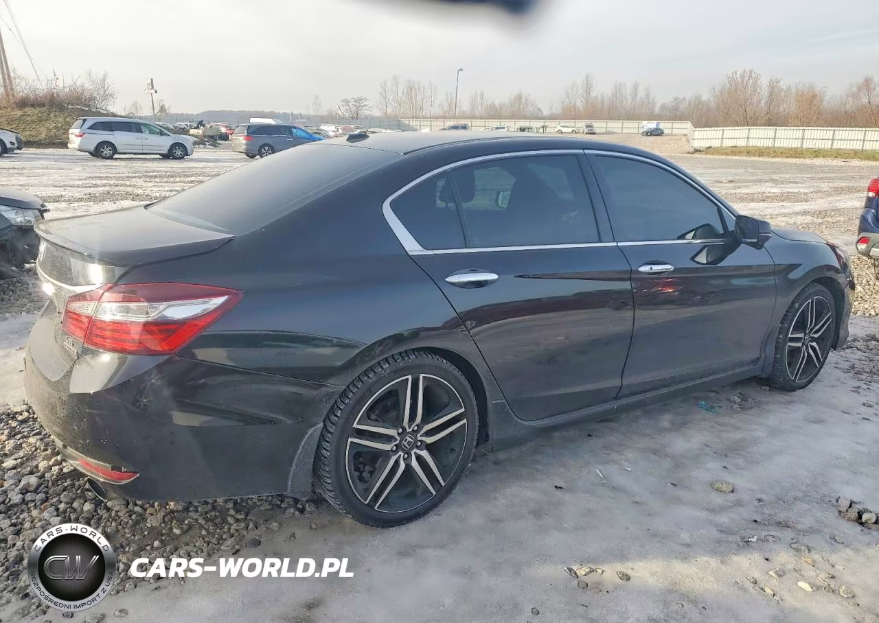 2016 Honda Accord Touring VIN:1HGCR3F91GA012285 - 3