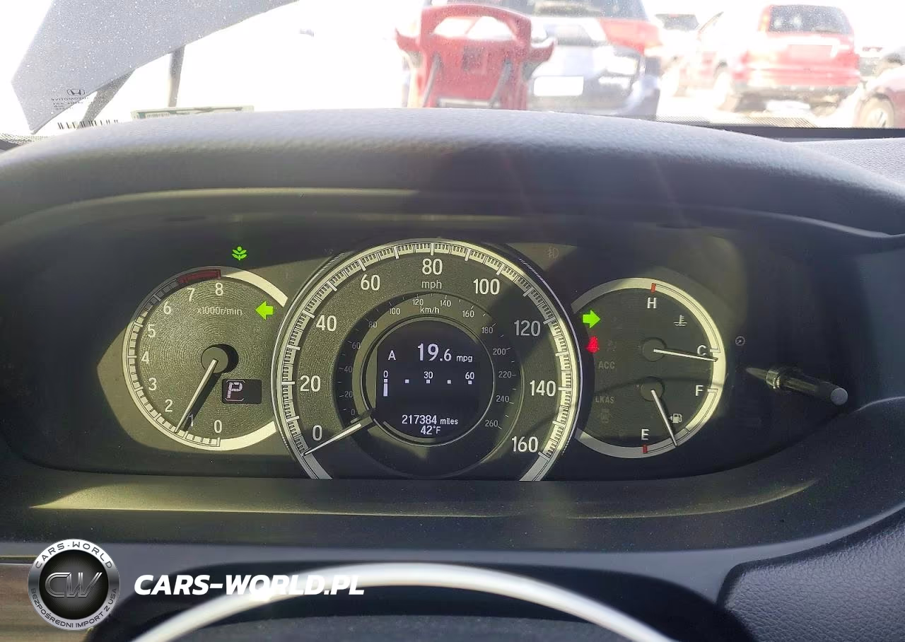 2016 Honda Accord Touring VIN:1HGCR3F91GA012285 - 9