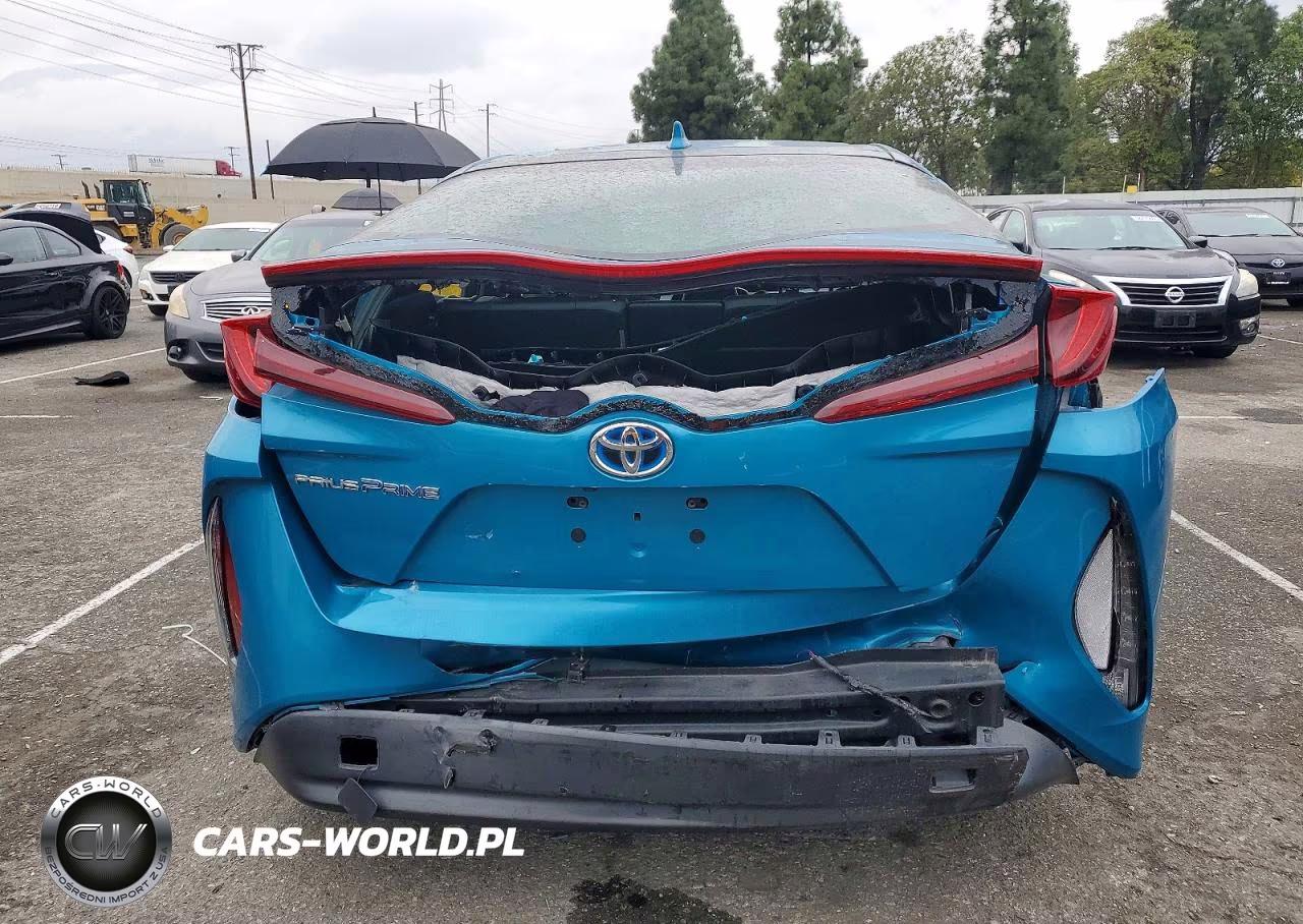 2017 Toyota Prius Prime VIN:JTDKARFP3H3059357 - 6