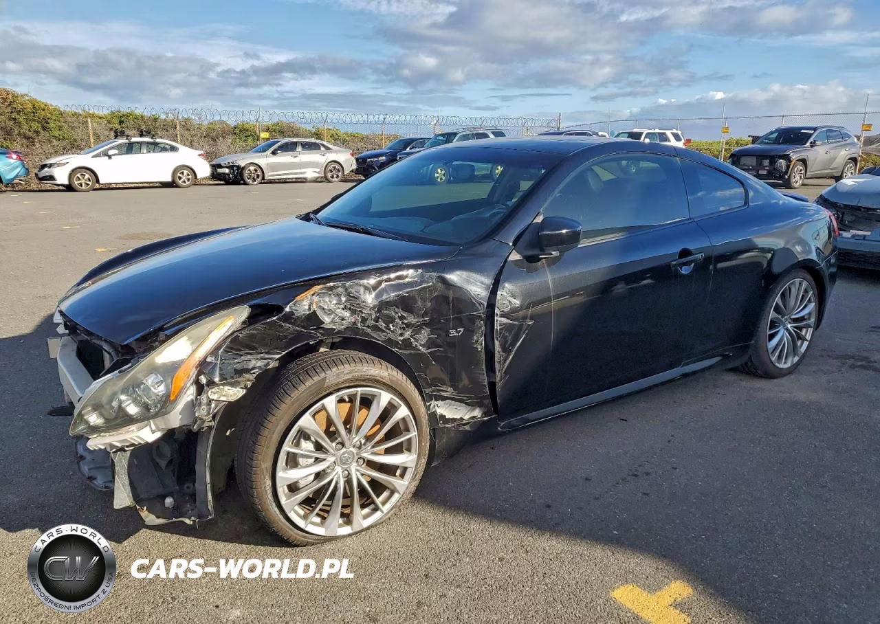 2015 Infiniti Q60