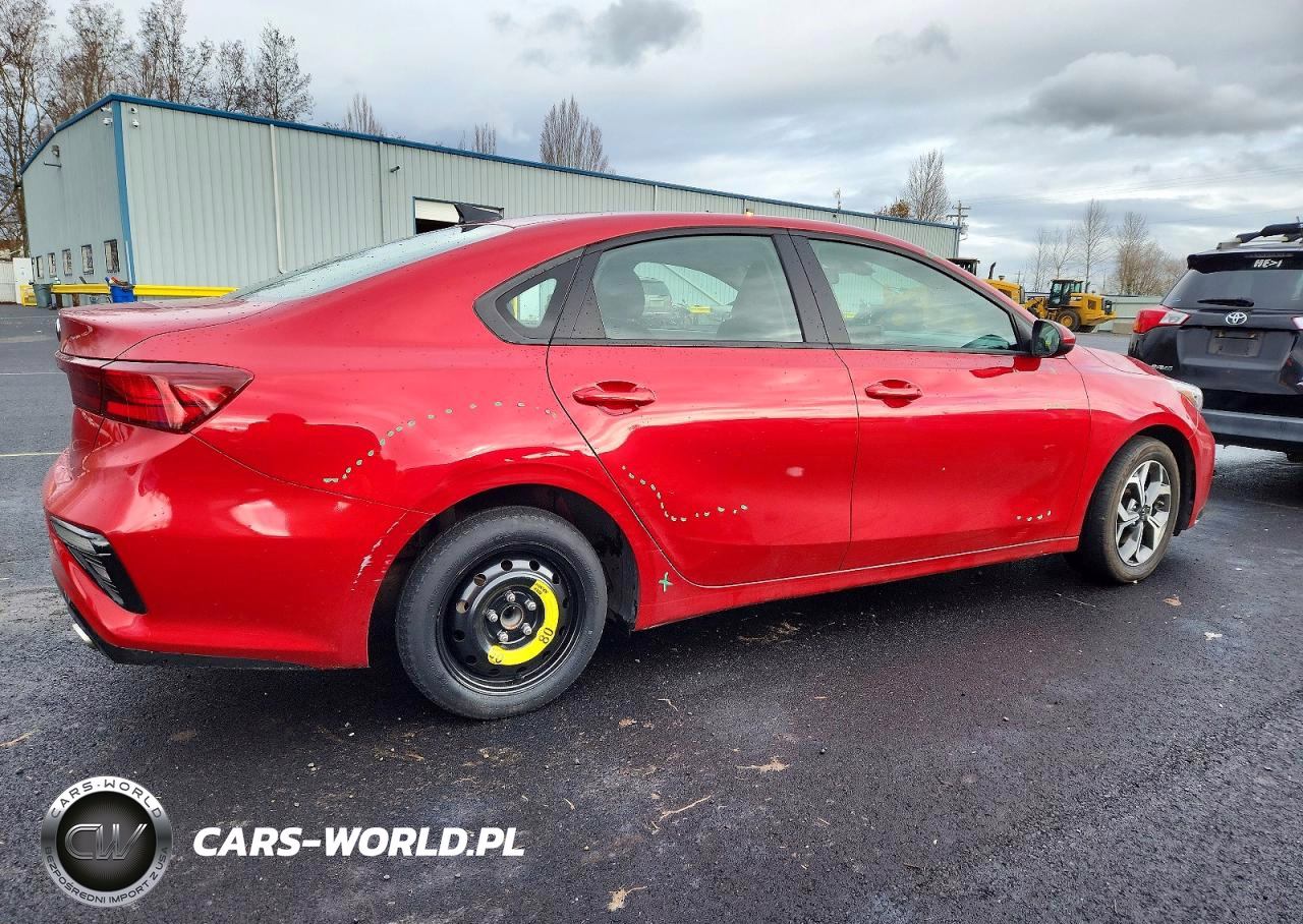 2019 Kia Forte VIN:3KPF24AD3KE017544 - 3