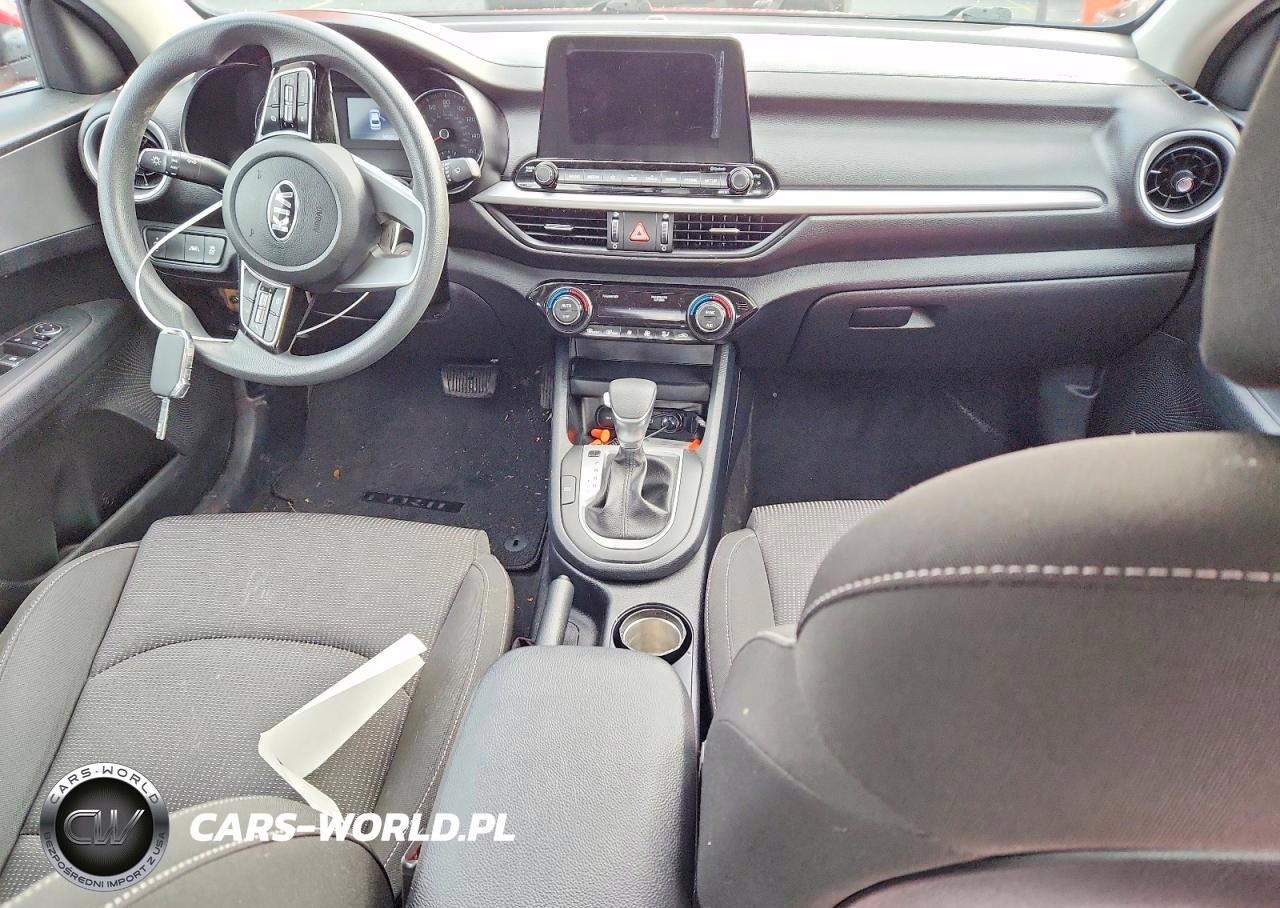 2019 Kia Forte VIN:3KPF24AD3KE017544 - 8