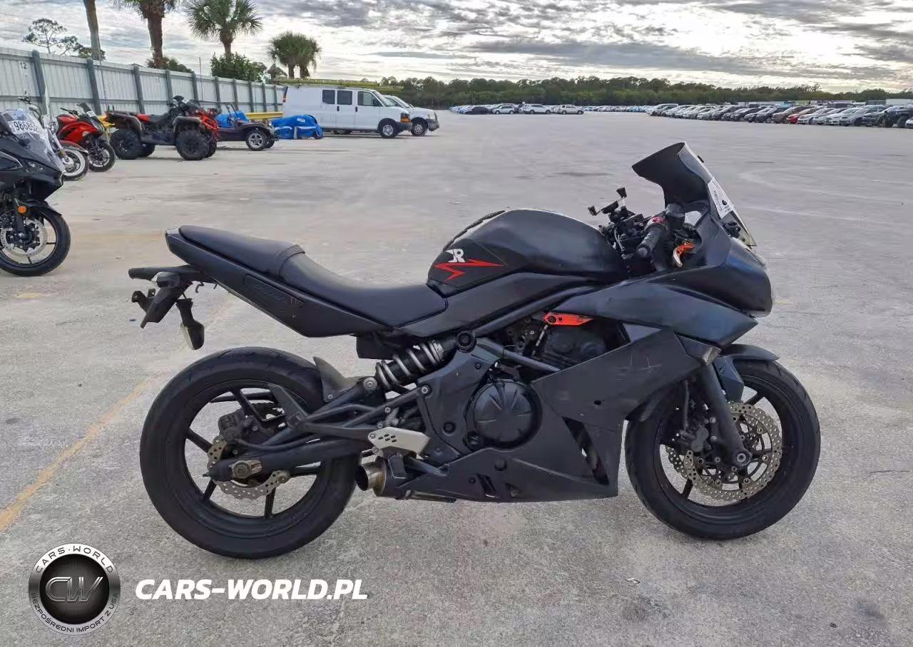 2011 Kawasaki Ex650 C